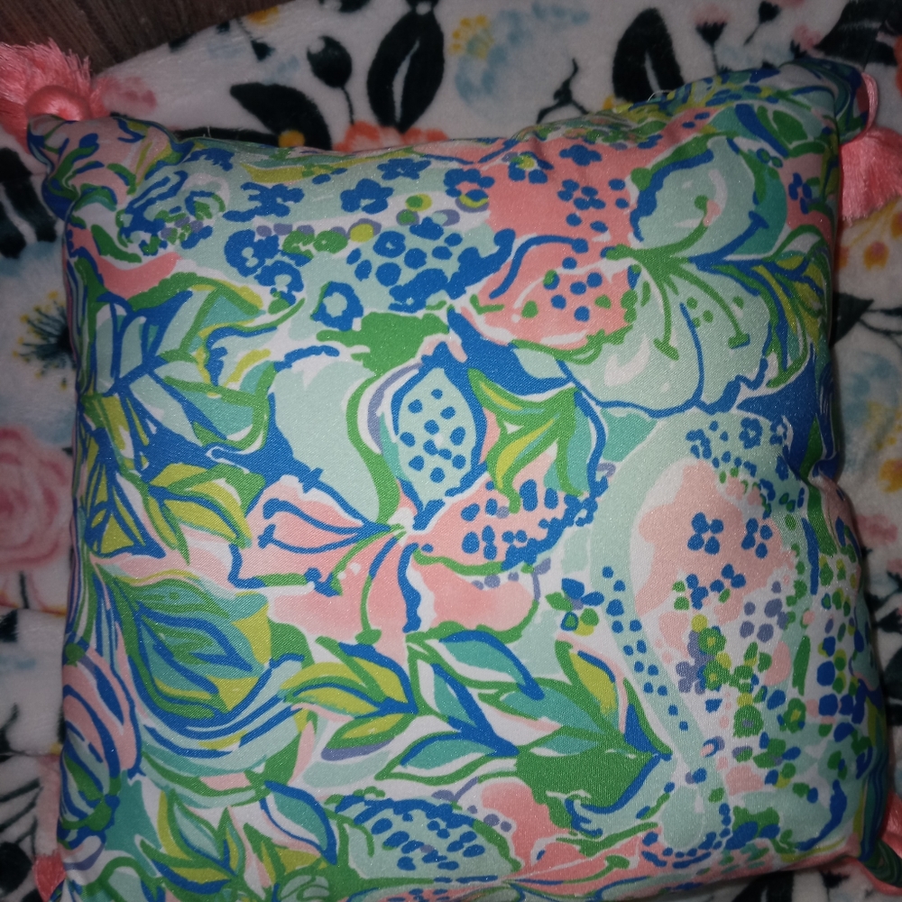 Lilly pulitzer throw pillow